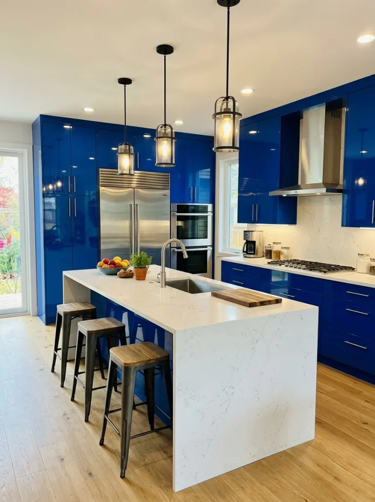 30 Jaw Dropping Blue Kitchen Cabinet Ideas that will Bring Bold Color and Timeless Charm into Your Home